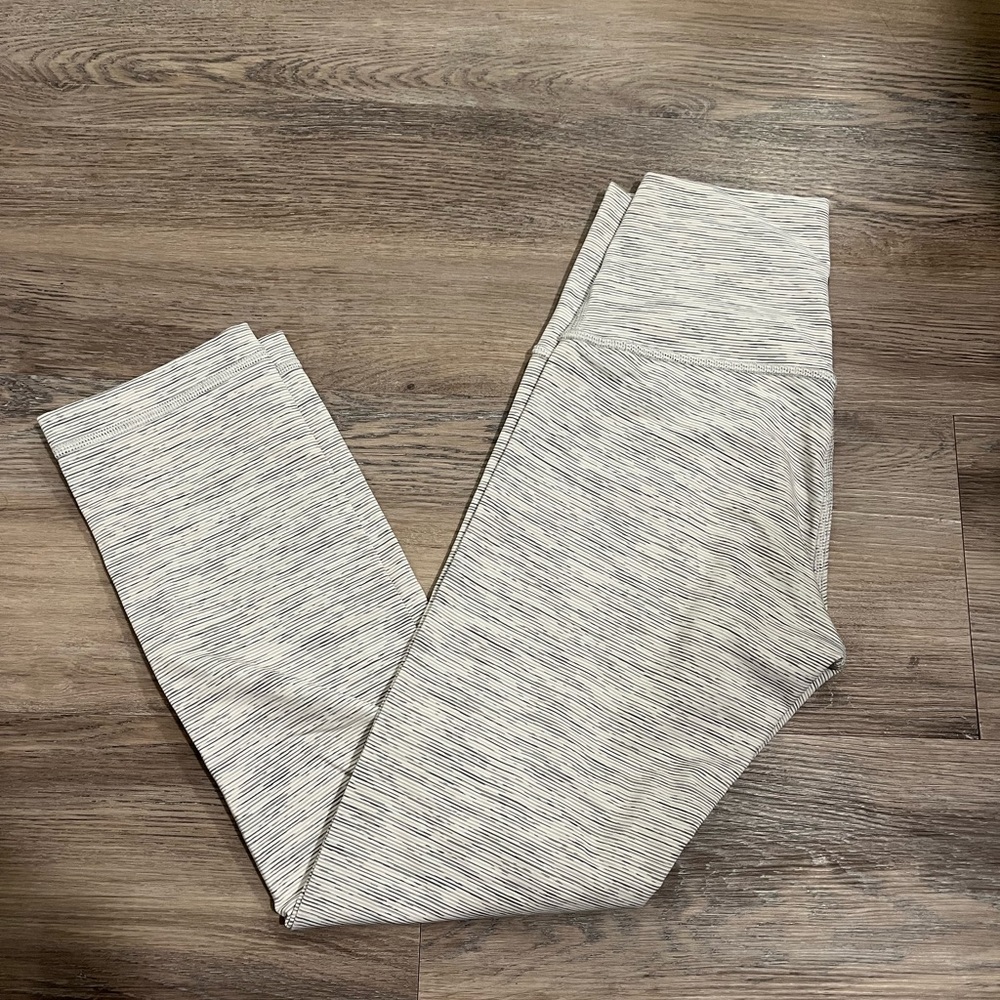 Lululemon 21” Wunder Under Size 2